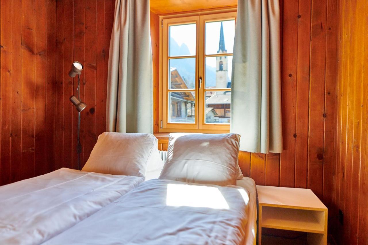 Отель Landhus Almens Экстерьер фото